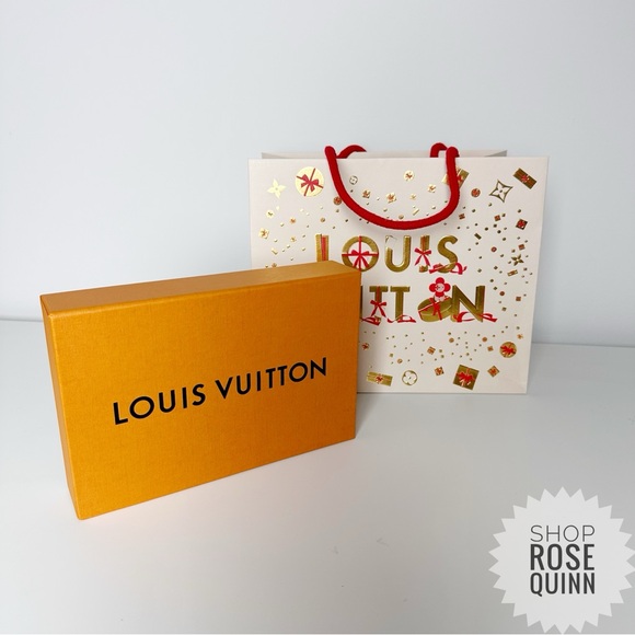 LOUIS VUITTON | All-Inclusive Vernis Sarah Wallet - Picture 16 of 17